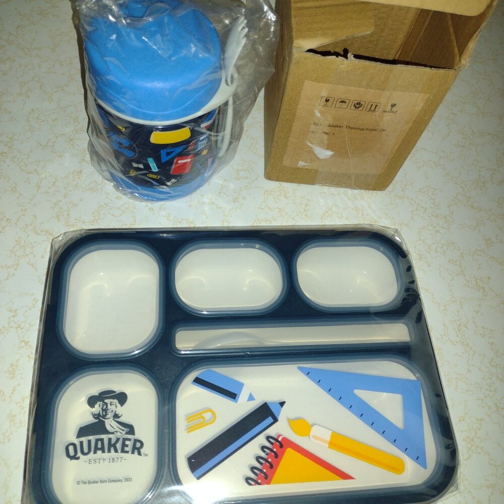 NIB Quaker Thermal Food Jar and Snack Box